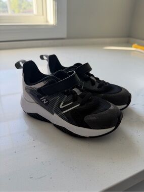 New Balance Black and White Kids Velcro Sneakers